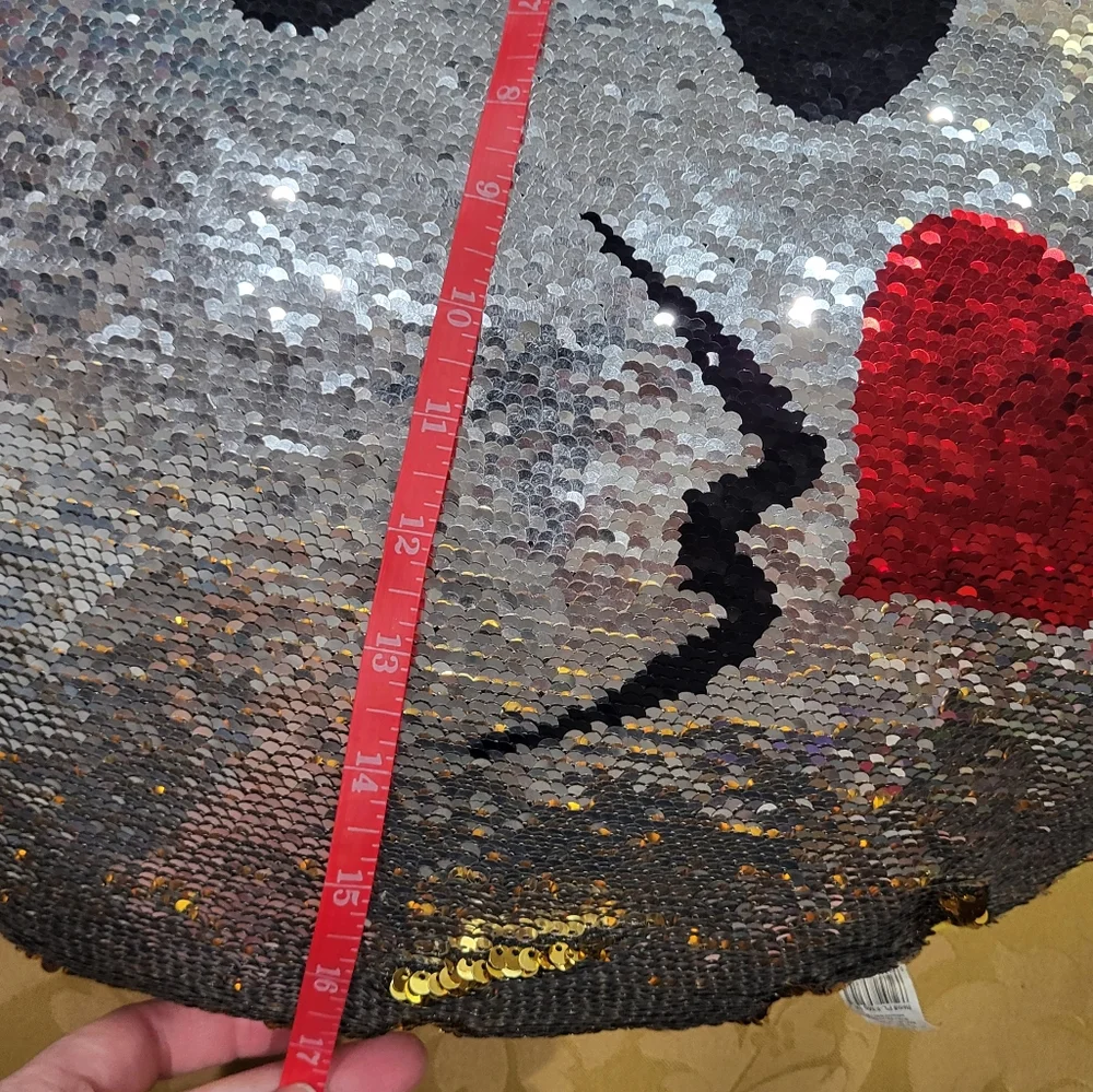 Emoji Kissy Face Gold/Silver flip sequin pillow